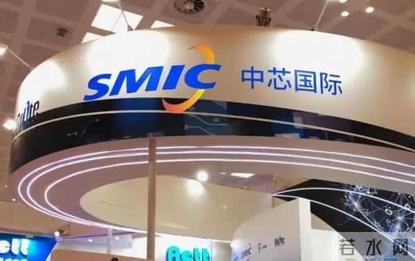 近三年中芯国际收入断崖：22年495亿，23年跌至452亿，24年没想到