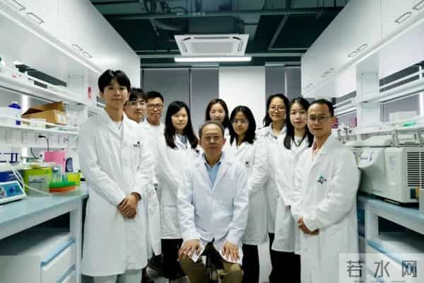 辞去美国终身教职回国,他说:不要死盯着一个博士课题