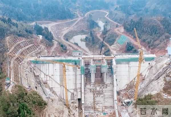 中国攻克世界级难题！1.2万亿引爆西藏经济，领先世界半个世纪