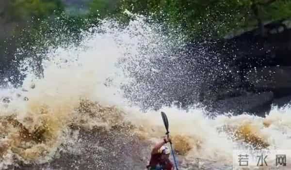 全世界最反差的河流，一面温柔似水，一面暴跳如雷！