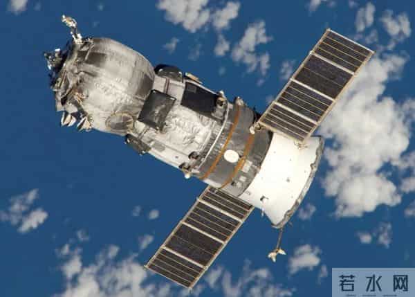 发射塔倒塌，俄罗斯失去载人飞船发射能力，国际空间站堪忧。我国也有同类隐患？