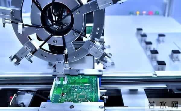 岸田文雄也没想到！日本尼康正式宣布，外媒：“禁令自食苦果”