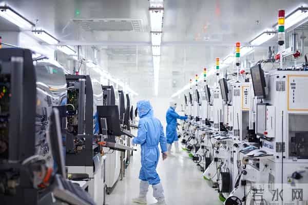 安世事件给西方上了一课，中国让他们看清了残酷的现实