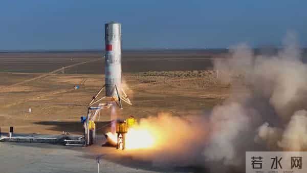 朱雀三号首飞成功入轨，火箭收回遗憾失败，和马斯克星舰差在哪？