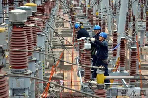 20年前还在拉闸限电，现在却向14国输电，中国怎么实现电力自由的