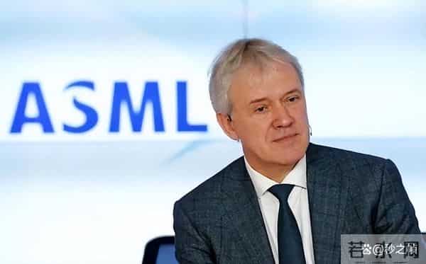 美智库专家曾质疑：不经美国的点头，中国怎么能私自研发高端光刻机呢？