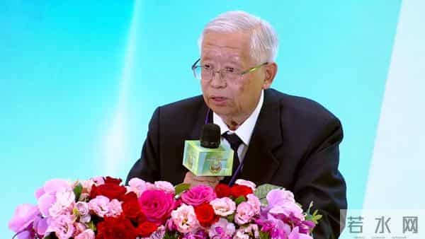 又一“内鬼”潜逃美国！75岁大佬带走半导体机密，后果比想象严重