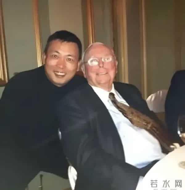 雷军跌落，段永平封神：他才是首富背后的男人