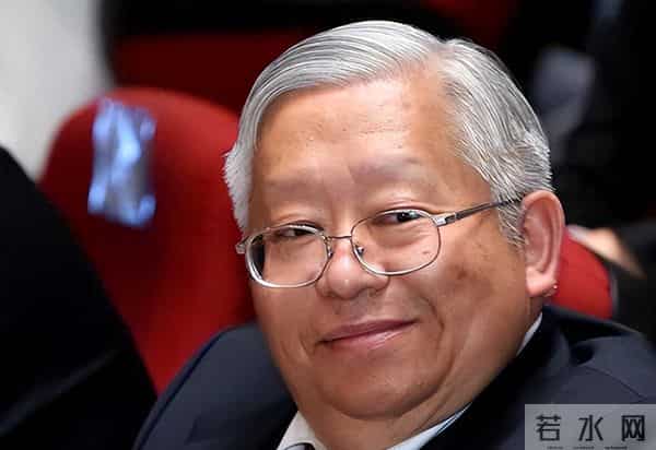 75岁芯片大佬潜逃美国！带走核心半导体技术机密，半导体经济警报拉响