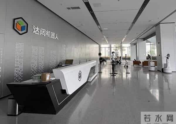 别被“未来已来”骗了!人形机器人正经历死亡,宇树靠这三点存活