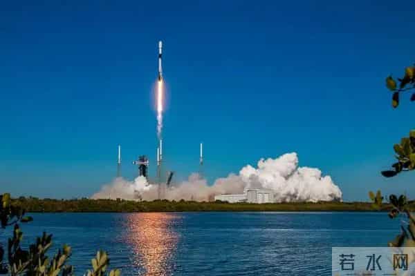 特讯！朱雀三号火箭回收失败，外媒嘲讽中美差距，网友不骂反赞