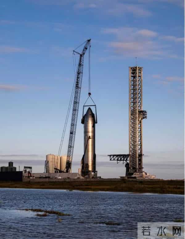 朱雀三号有惊喜也有遗憾，我们和SpaceX差距有多大