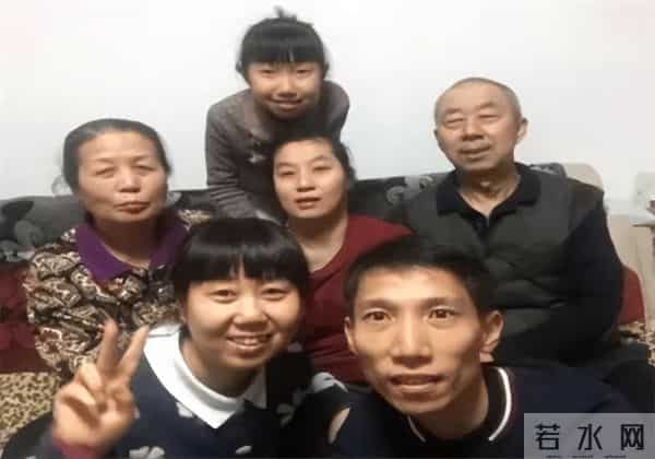 中国技校生立大功,成功破解西方发动机绝密技术,国家奖励800万