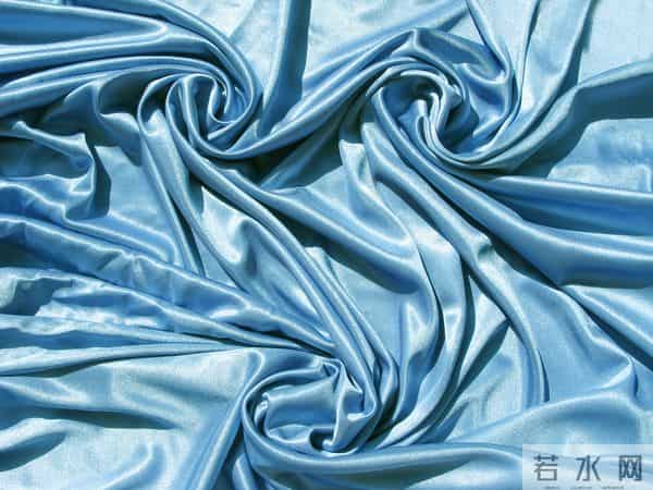 聚酯纤维怎么“塌房”了? 从一根纤维看中国制造与消费焦虑