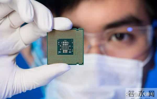 污蔑中国卡审稀土后，日本蓄意报复，或动用王牌对中国芯片下手！