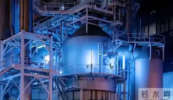 能源格局要变天!美国啃了50年的硬骨头,中国在戈壁滩拿下了