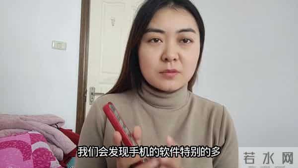 手机里有一个特别耗电的功能，半天耗费一半的电量，尽早关闭