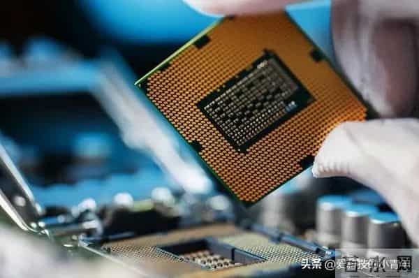 局面逆转！中方拒收“特供版”，黄仁勋无奈：中国早就看不上了