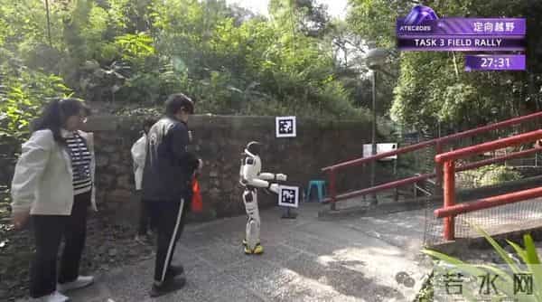 机器人集体到香港户外极限挑战，狗比人强