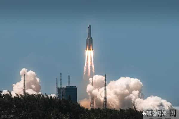 我国三大万颗星座计划集体爆发：中美太空博弈进入“深水区”