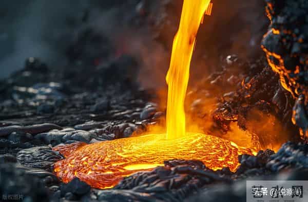 美国50年砸钱无果，中国14年搞定用钍发电，解锁戈壁能源密码