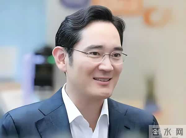 不准踏入中国市场一步？我国下达“逐客令”，三星绝望：放过我们