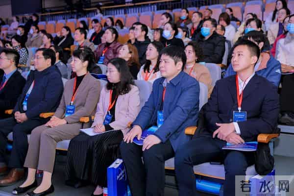 全国首个省级哲学社会科学AI大模型在武汉发布