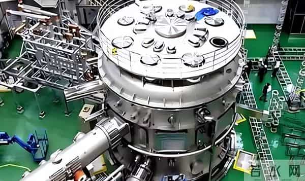 能源格局要变天!美国啃了50年的硬骨头,中国在戈壁滩拿下了