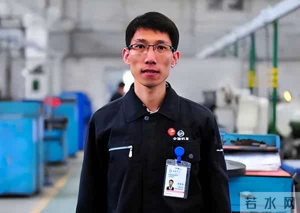 给1000万离开中国！美国出天价年薪，竟只为挖走中国一普通技校生