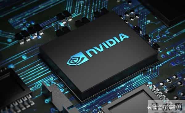 黄仁勋硬刚美国！绝不卖给中国劣质芯片，只因中国手握王牌