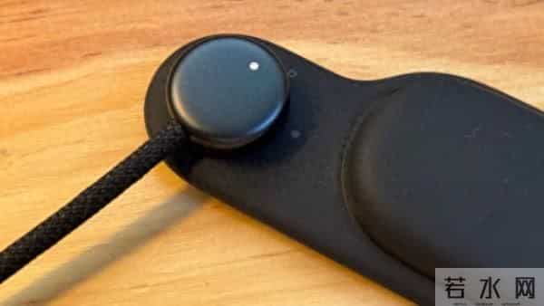 更薄更轻!苹果Vision Air原型部件曝光 保留铝制外观