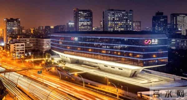 摩尔线程火爆上市，与商汤算法完成深度适配 共筑国产AI算力底座