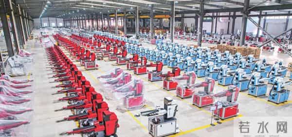 乡愁为引创新为翼——沁峰机器人在华容书写新质生产力答卷