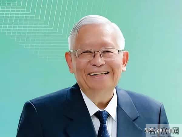 75岁芯片大佬携千亿机密叛逃美国，中国半导体迎暗战