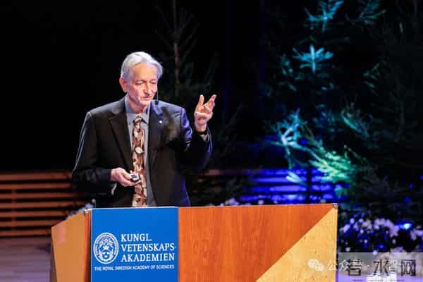 谷歌豪掷千万贺寿!Hinton预言OpenAI要输,CS学位最香