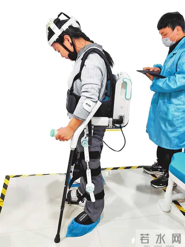 当他第一次握住了那颗葡萄 当“脑机接口”照进现实