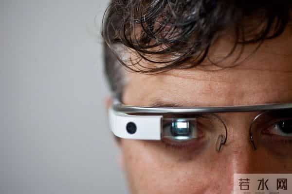 Google 眼镜杀回来了！最强 AI 上头，两大潮牌站台，还有一款中国造