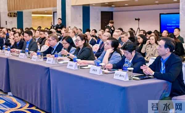 协同创新，智绘未来！华烁高科参展2025全球智能机械与电子产品博览会！