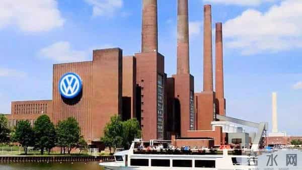 破大防！荷兰大臣向全世界承认：没想到中方真的叫停芯片出口