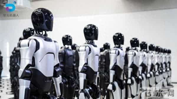 上海具身智能迈过量产门槛：智元第5000台机器人下线，黄晓明现场提货