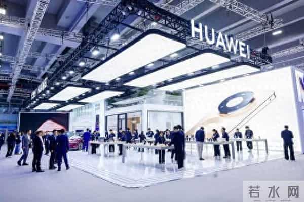 华为携多款重磅明星产品亮相2025数智科技生态大会，助推数智化加速发展