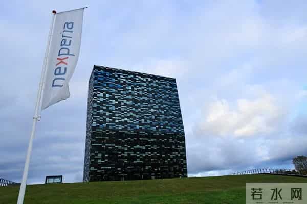 没想到吧?中国突然叫停芯片出口,荷兰懵了,全球产业链跟着炸!