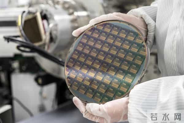 日媒惊了!中国芯片反杀70%,订单涌来3.8美元干翻日本15美元!