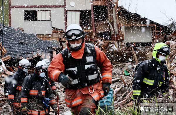 东京7.3级直下型地震预警：1.8万人遇难？真相解析