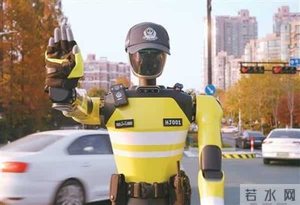 AI交警“杭行1号”上岗