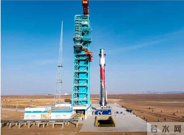 朱雀三号首飞90分,神舟20准备带伤返回,日本悄悄组建太空战群?