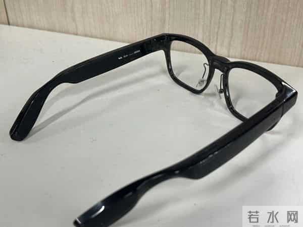 AI眼镜带动不了理想的上扬，但能成为理想的AI入口