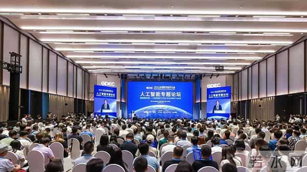 中国AI技术迎突破,DeepSeekV3.2创新面世,成本仅为巨头三分之一