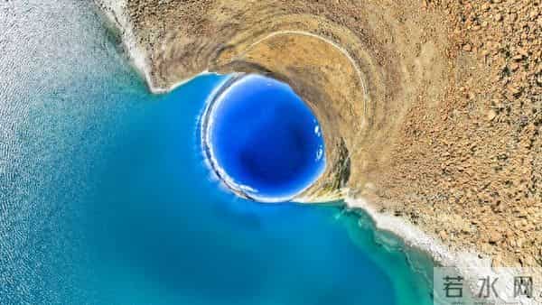 “向海要氢”成真！我国破解海水电解世界难题，稳定运行破500h