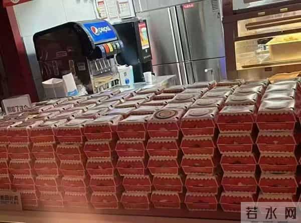 刘强东天塌了！京东随心囤出了大Bug，被羊毛党薅秃了